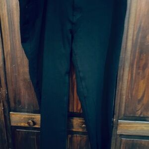 Iris Women's‎ Ankle & Cropped Jeans - Black